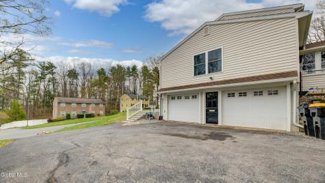 8 Pinewood Drive Glenville NY 12302