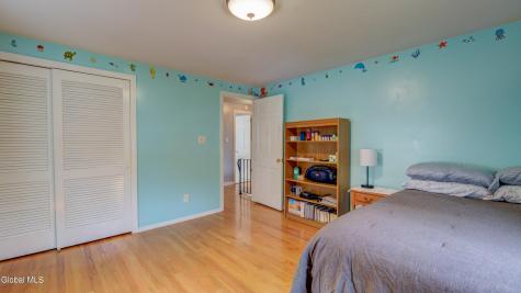 8 Pinewood Drive Glenville NY 12302