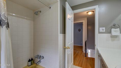 8 Pinewood Drive Glenville NY 12302