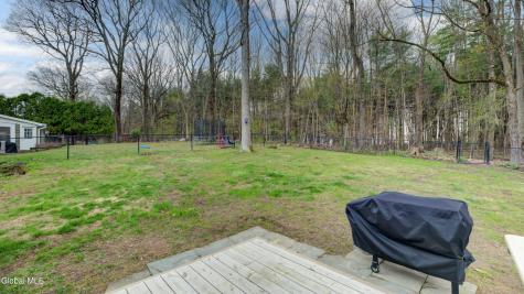 8 Pinewood Drive Glenville NY 12302