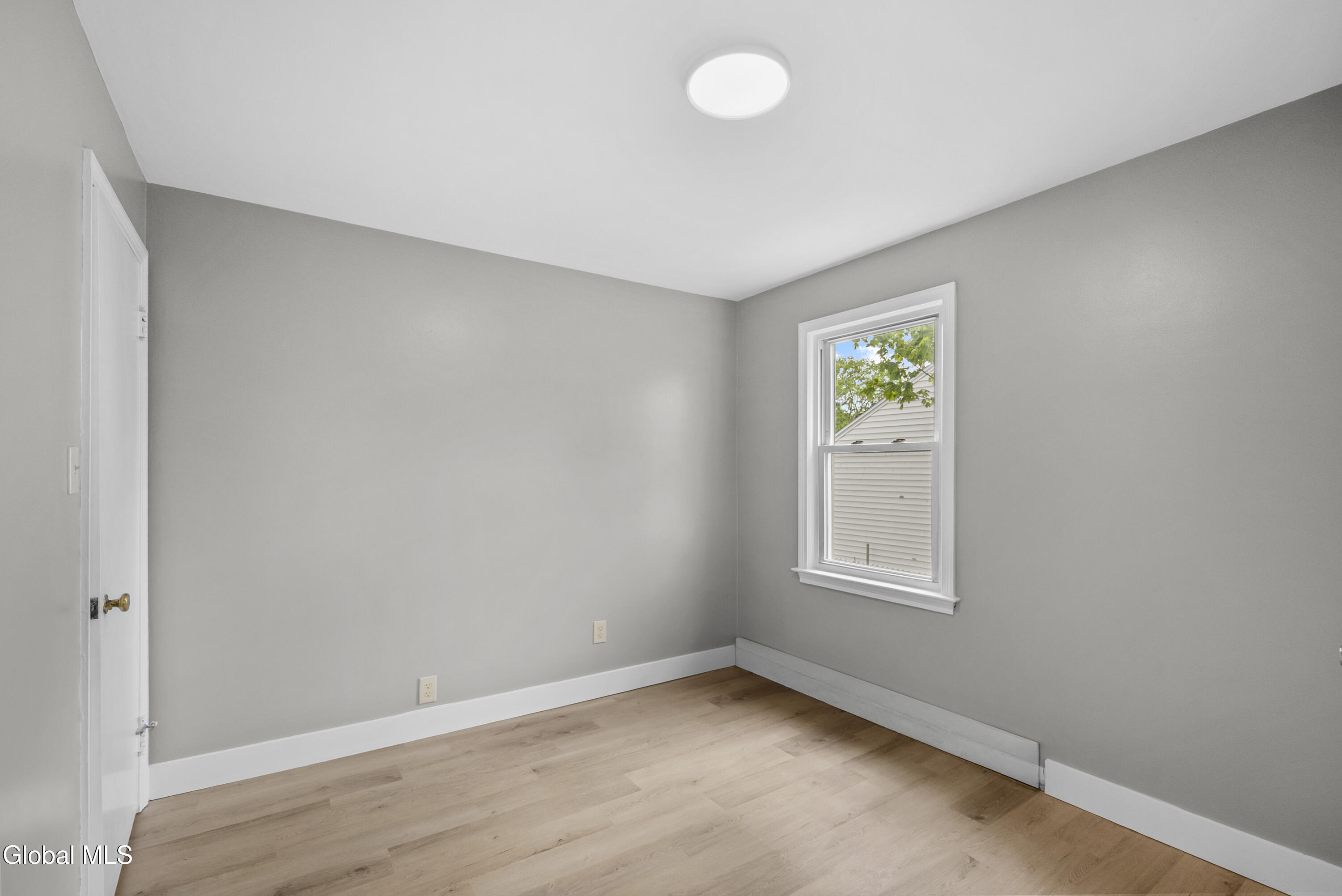 115 S Arrow Street Schenectady NY 12304