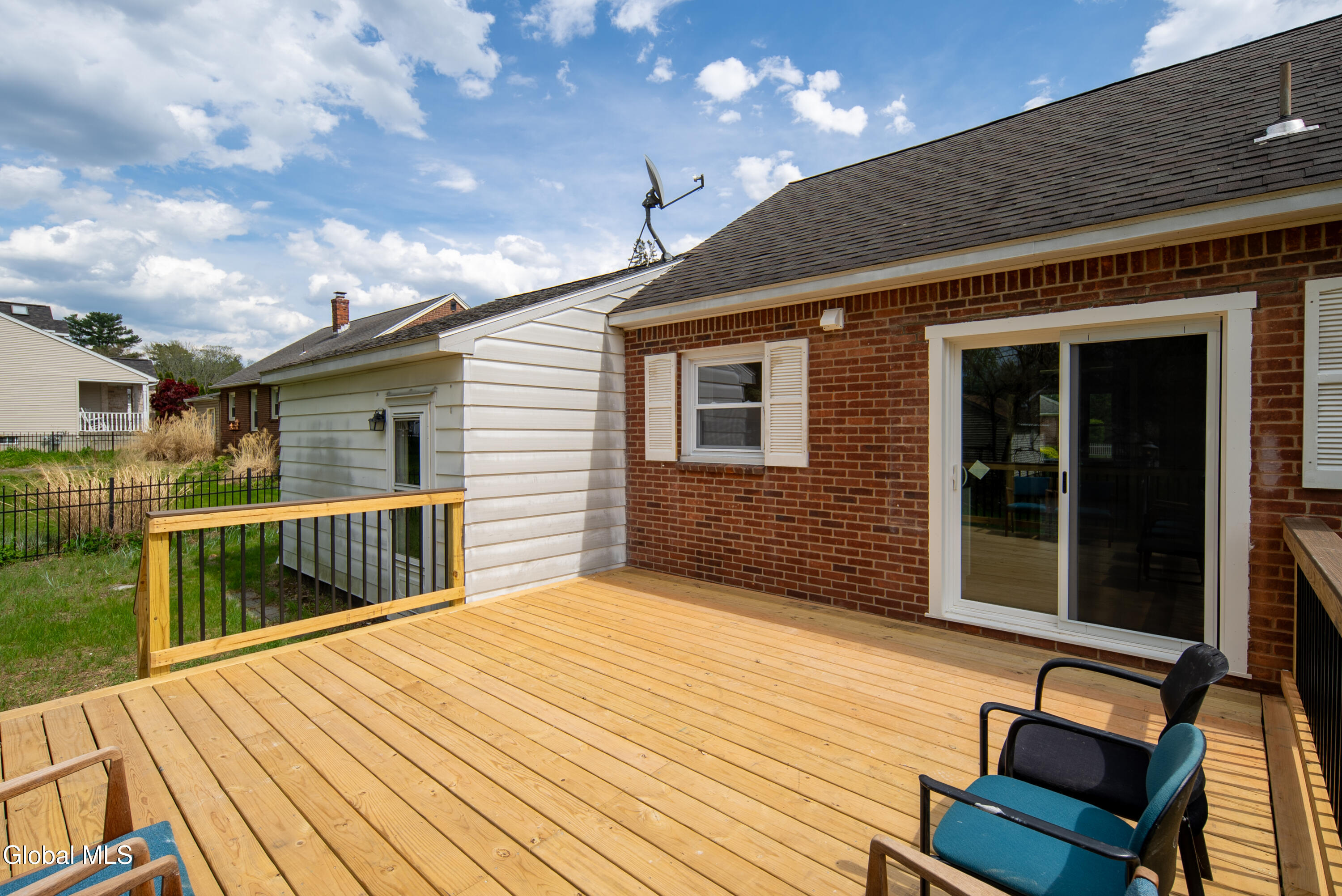 115 S Arrow Street Schenectady NY 12304
