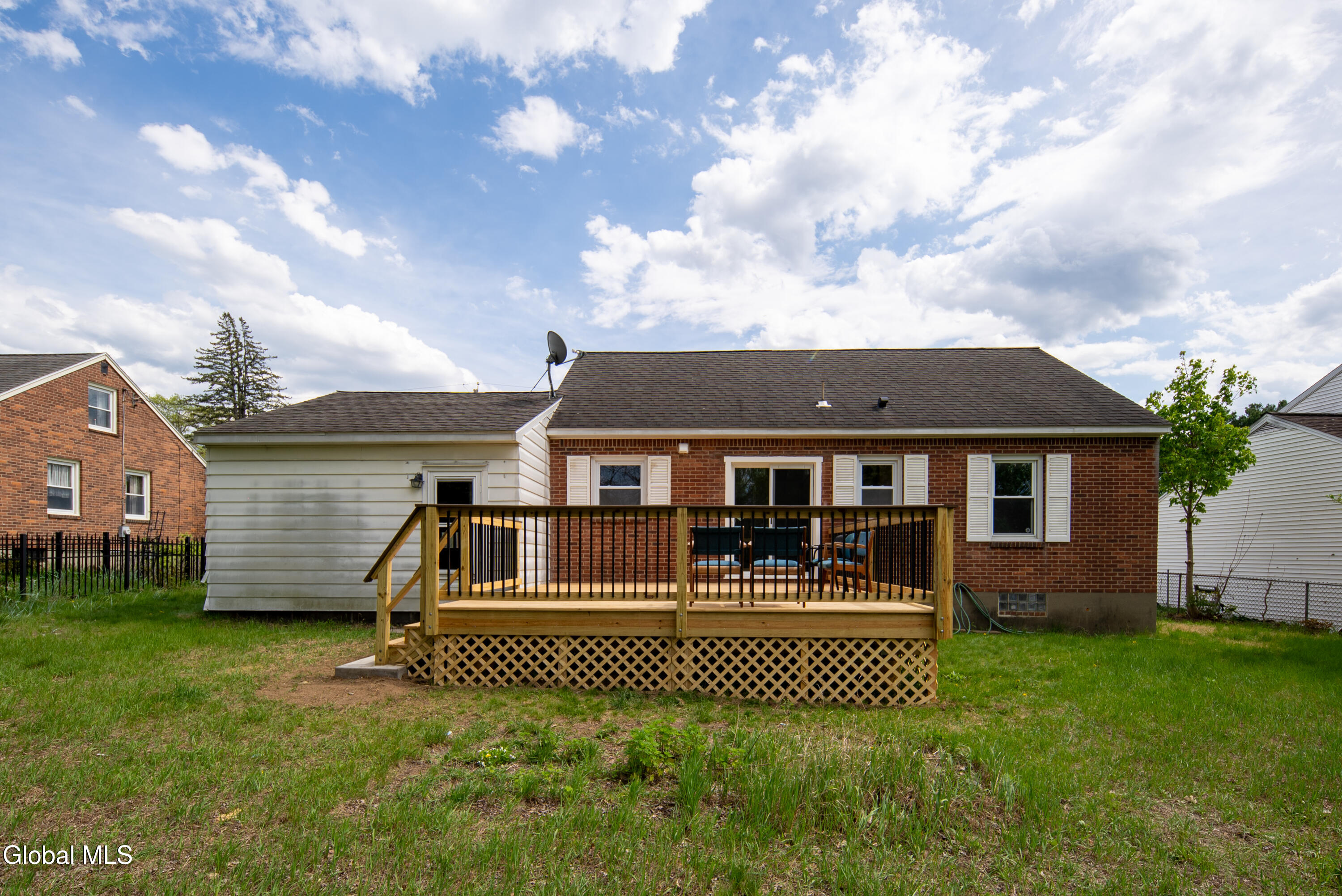 115 S Arrow Street Schenectady NY 12304