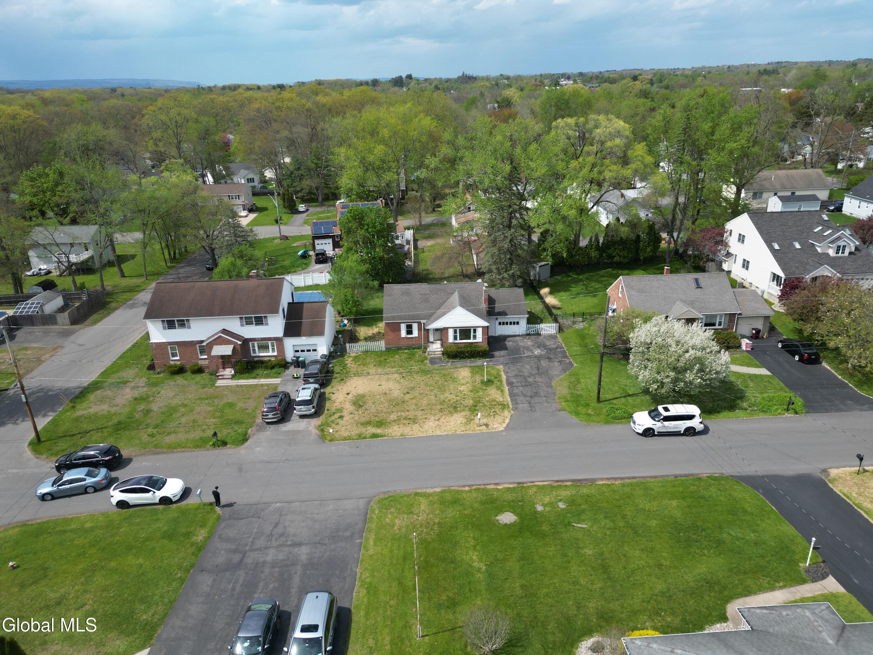 115 S Arrow Street Schenectady NY 12304