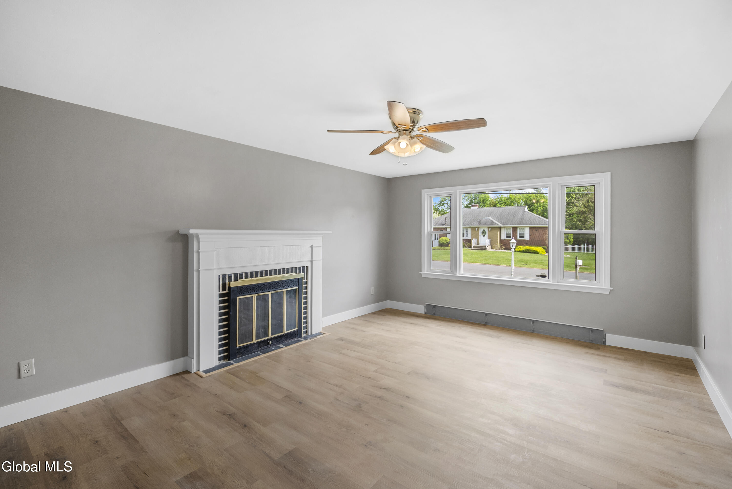 115 S Arrow Street Schenectady NY 12304