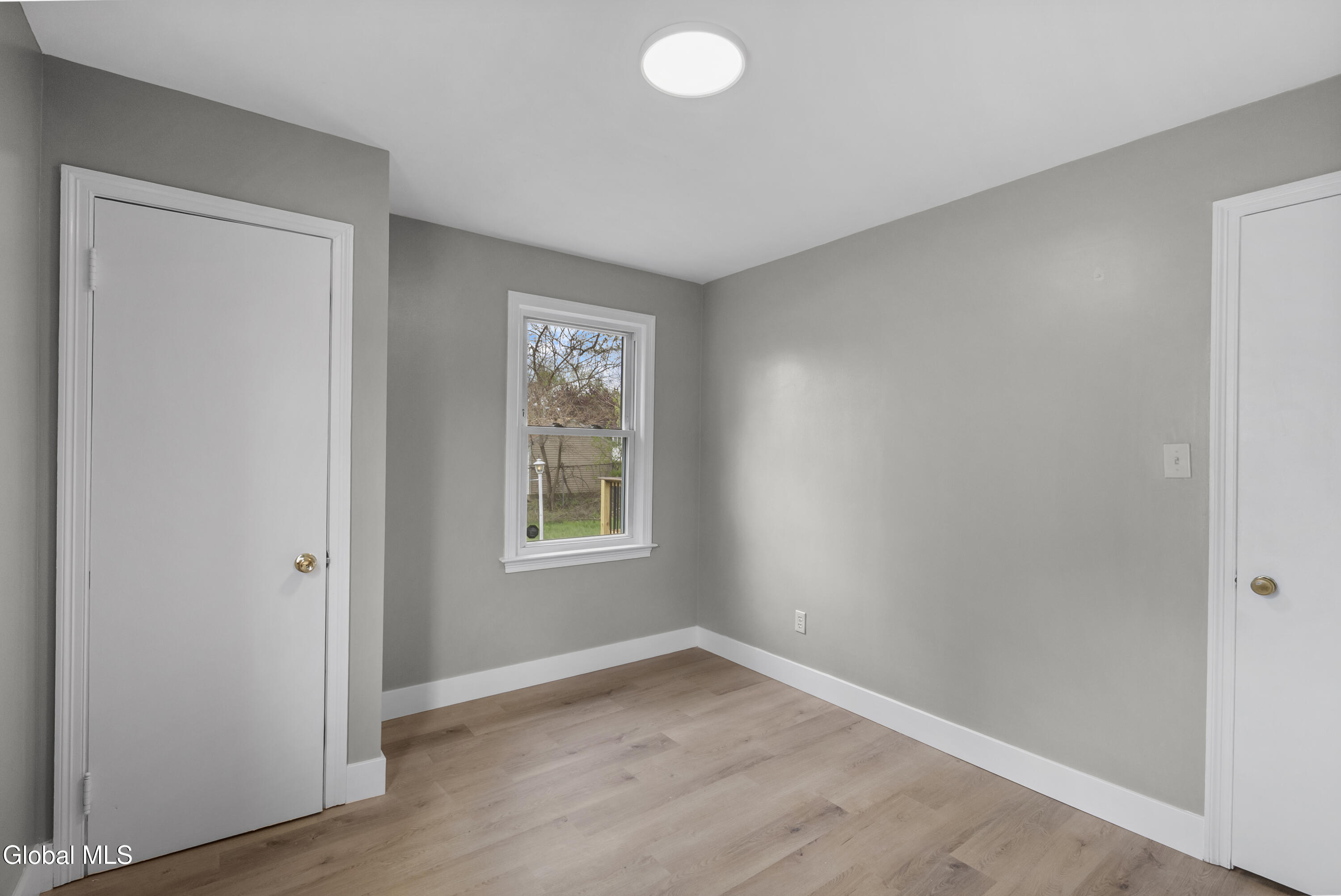 115 S Arrow Street Schenectady NY 12304