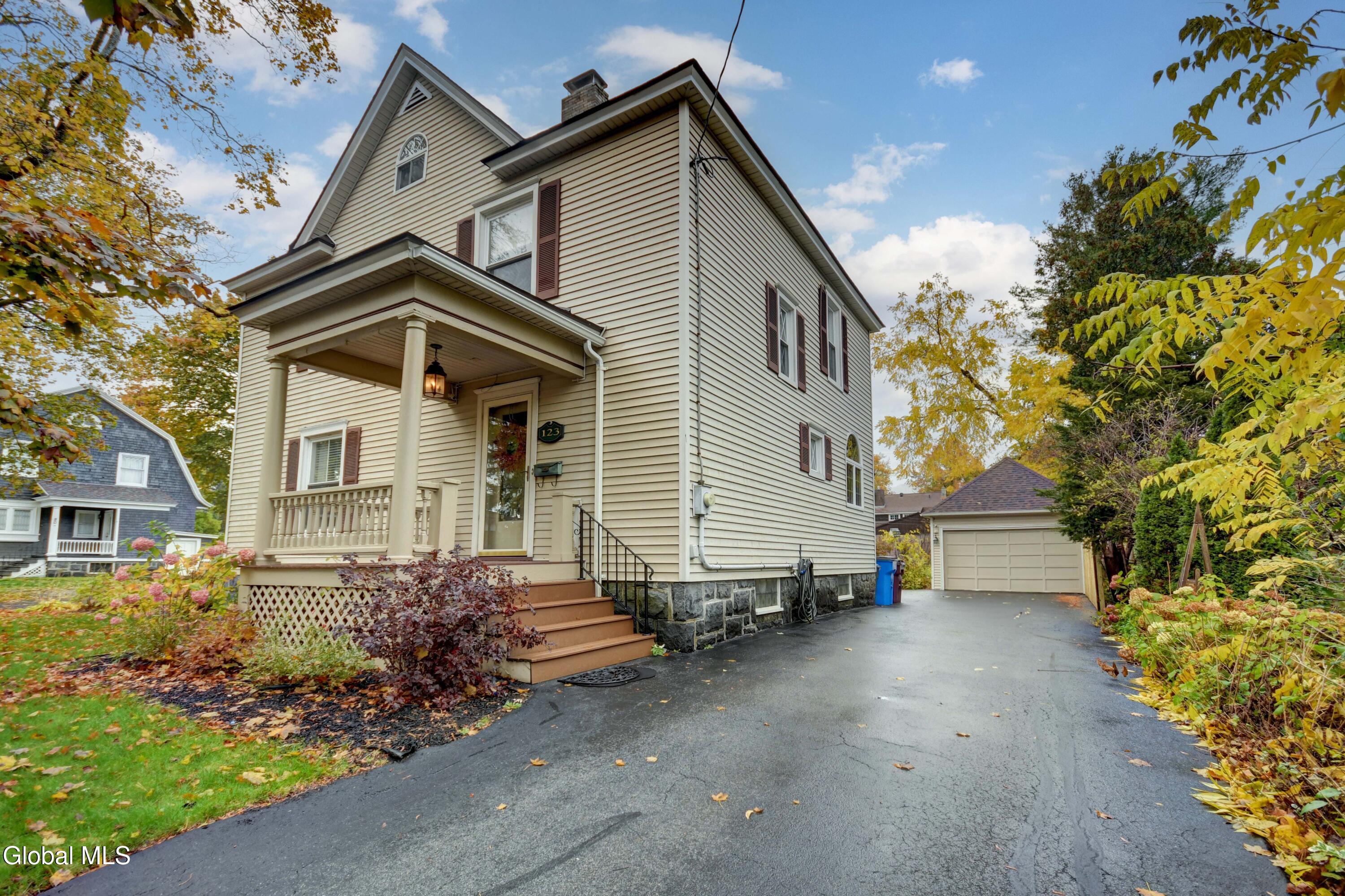 123 Second Avenue Gloversville NY 12078