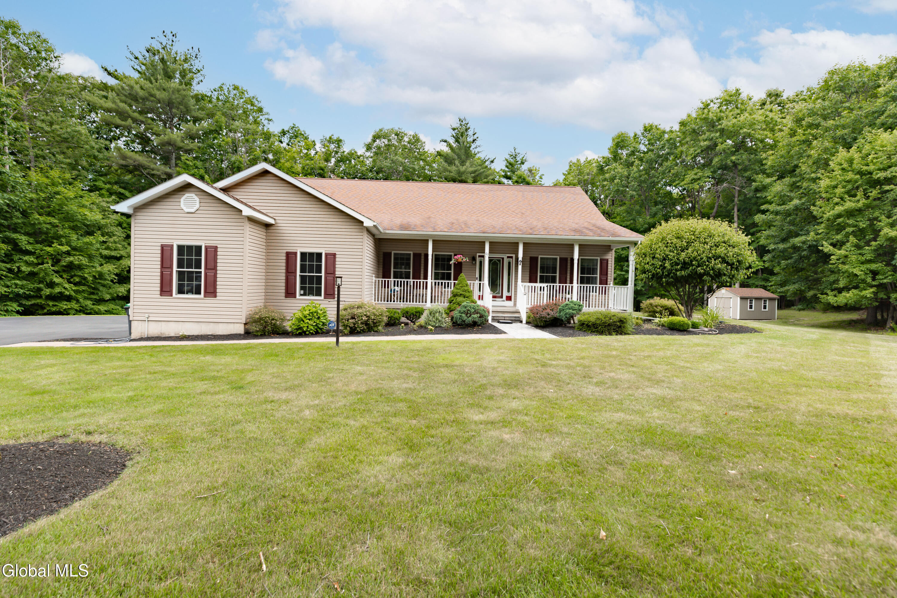 63 Chadwycke Court Valatie NY 12184