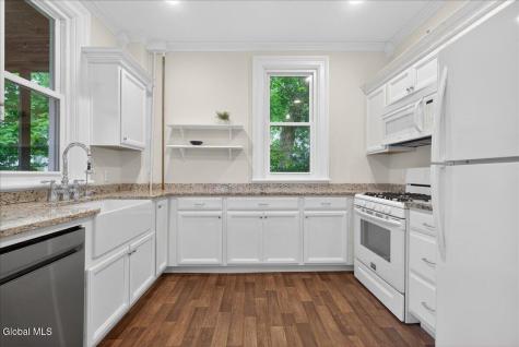 121 Maple Avenue Troy NY 12180