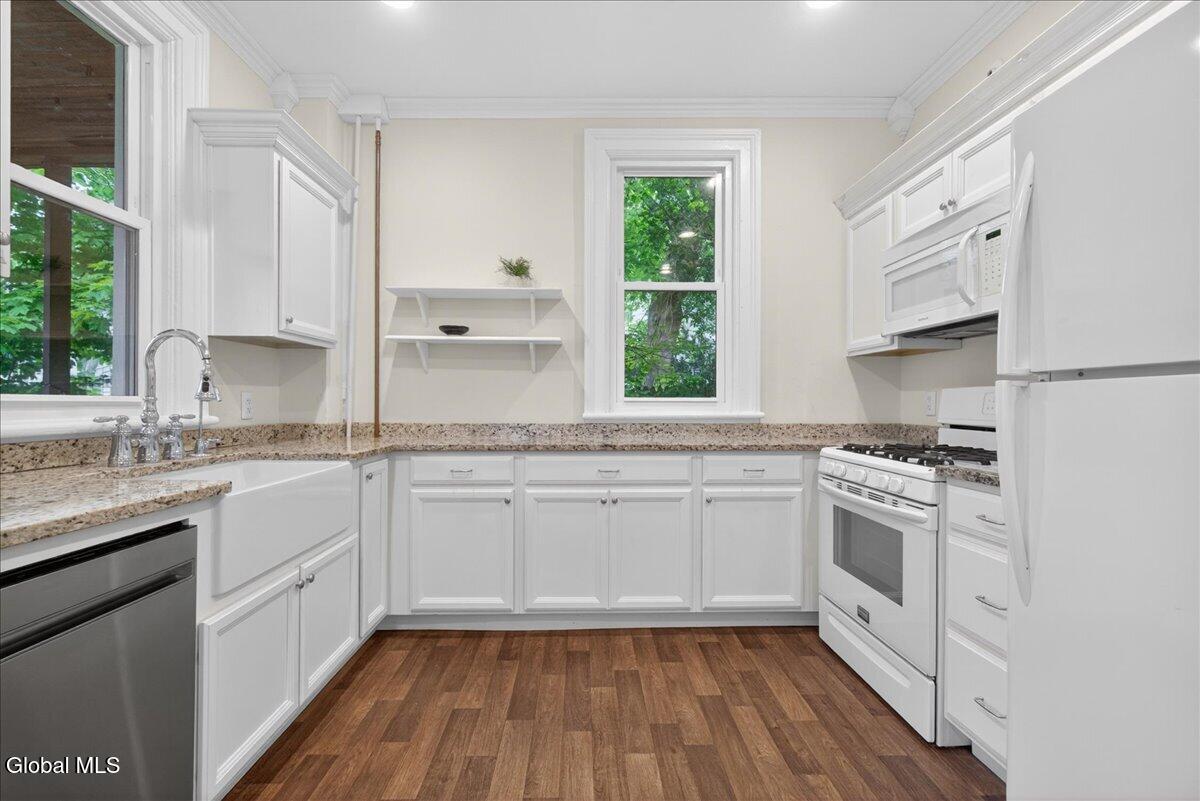 121 Maple Avenue Troy NY 12180