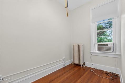 121 Maple Avenue Troy NY 12180