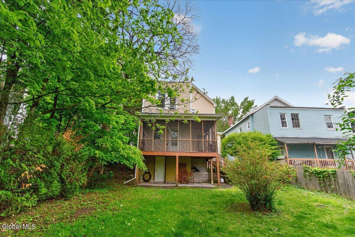 121 Maple Avenue Troy NY 12180