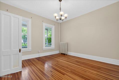 121 Maple Avenue Troy NY 12180