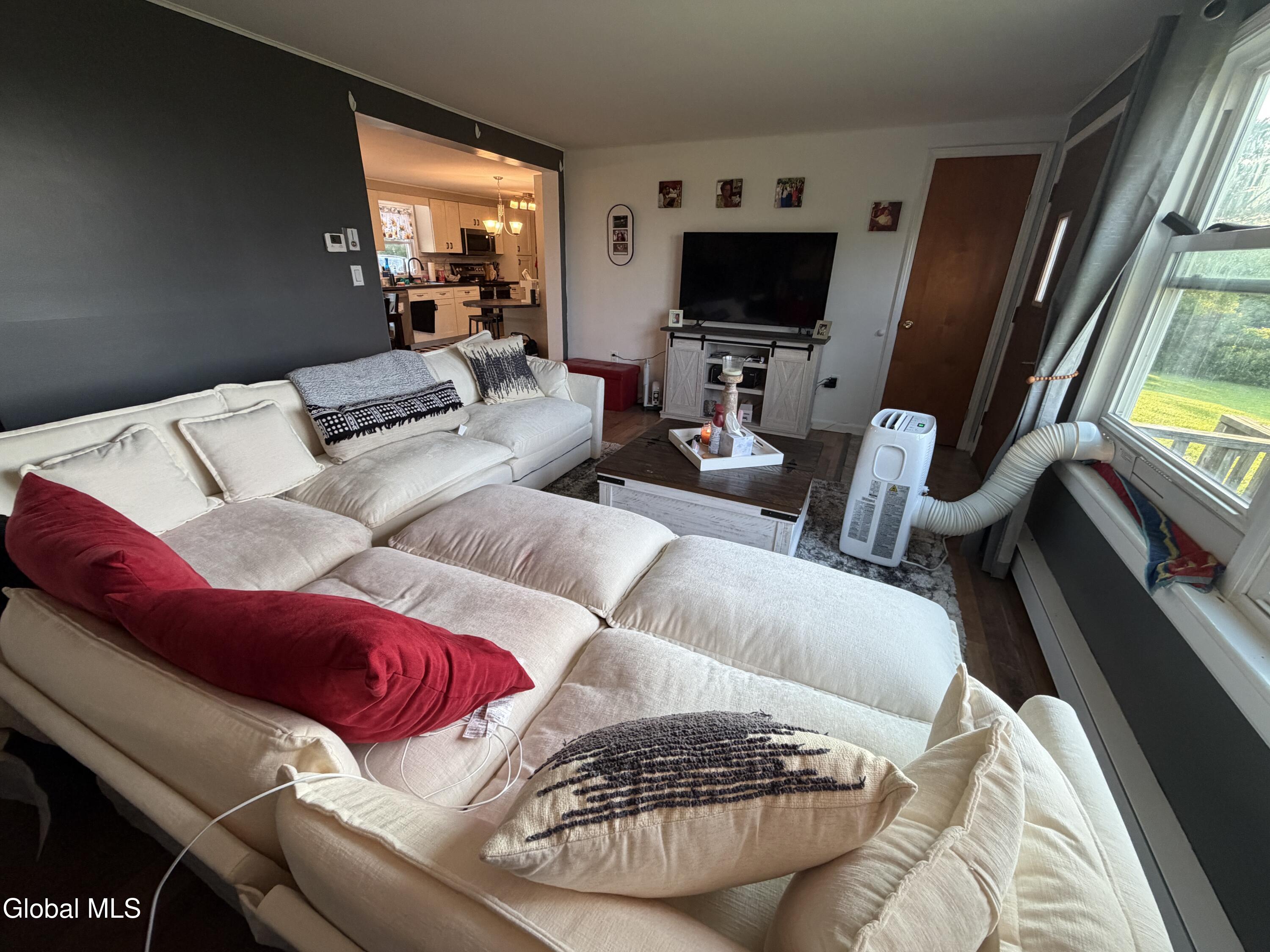 858 Oak Hill Road Esperance NY 12066