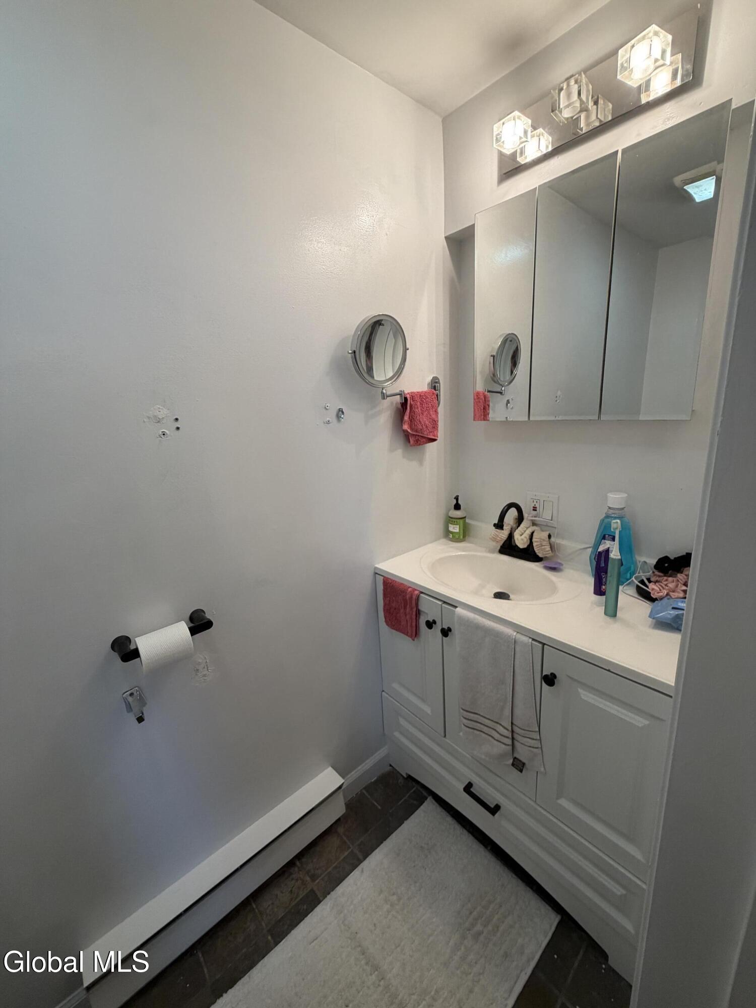 858 Oak Hill Road Esperance NY 12066