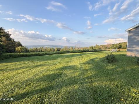 858 Oak Hill Road Esperance NY 12066