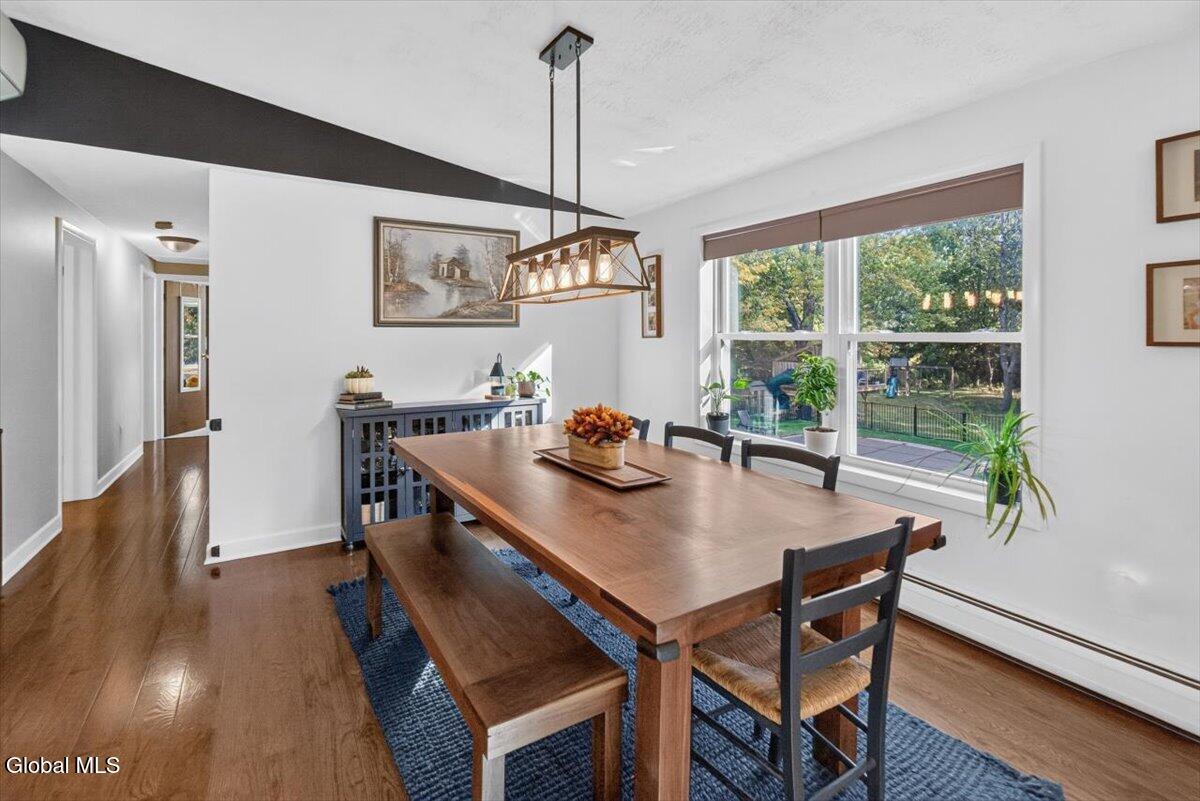 24 Pickering Lane Troy NY 12180