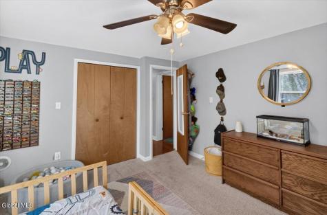 24 Pickering Lane Troy NY 12180