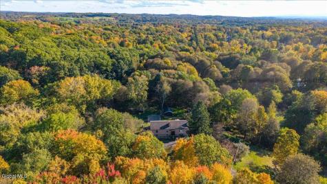24 Pickering Lane Troy NY 12180