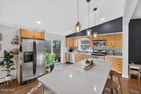 24 Pickering Lane Troy NY 12180