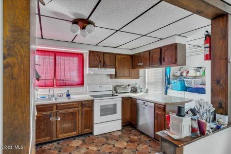 16 Billings Avenue Troy NY 12180