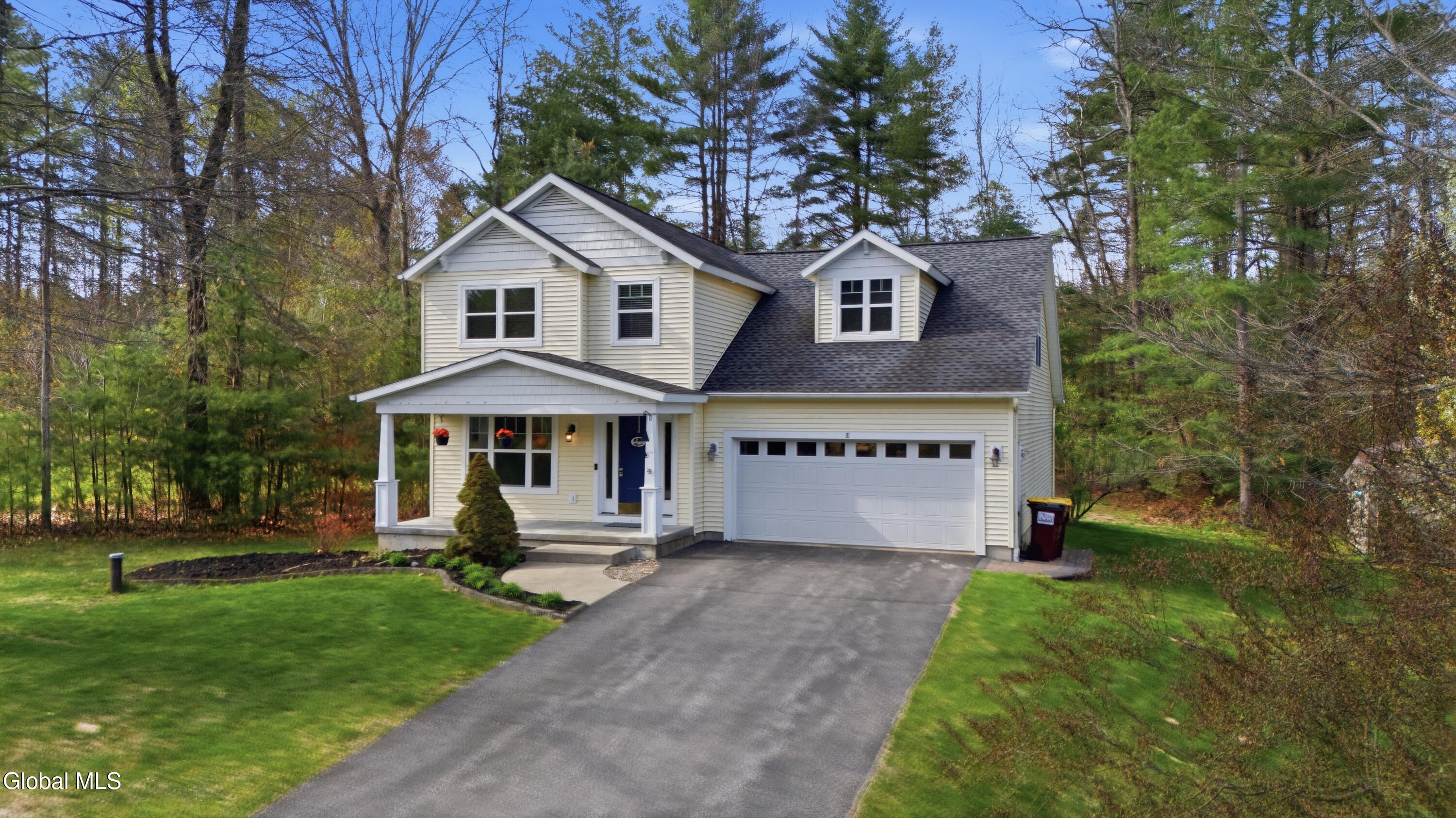 8 Stafford Way Gansevoort NY 12831