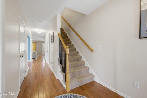 8 Stafford Way Gansevoort NY 12831