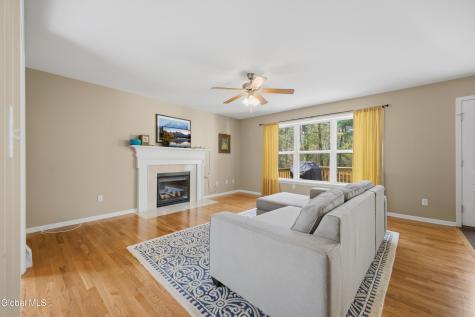 8 Stafford Way Gansevoort NY 12831