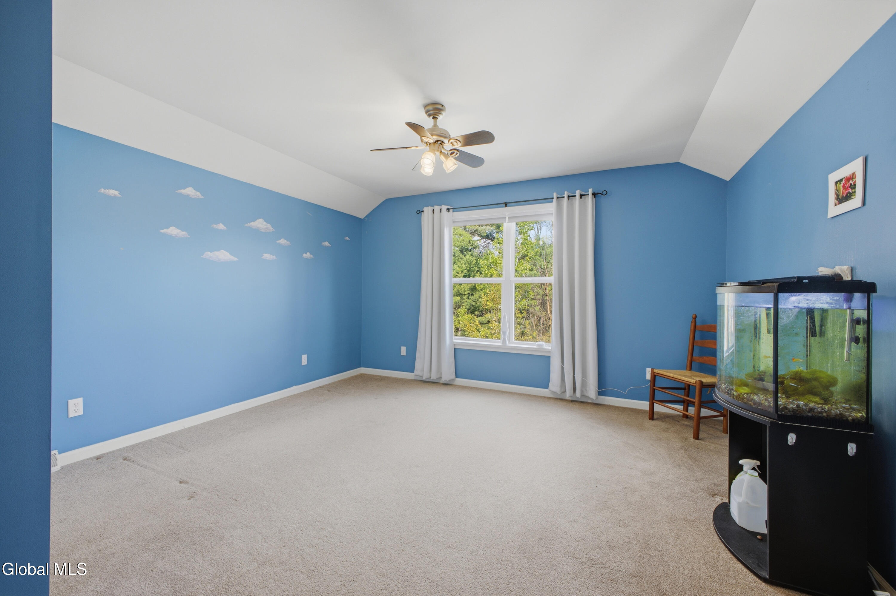 8 Stafford Way Gansevoort NY 12831