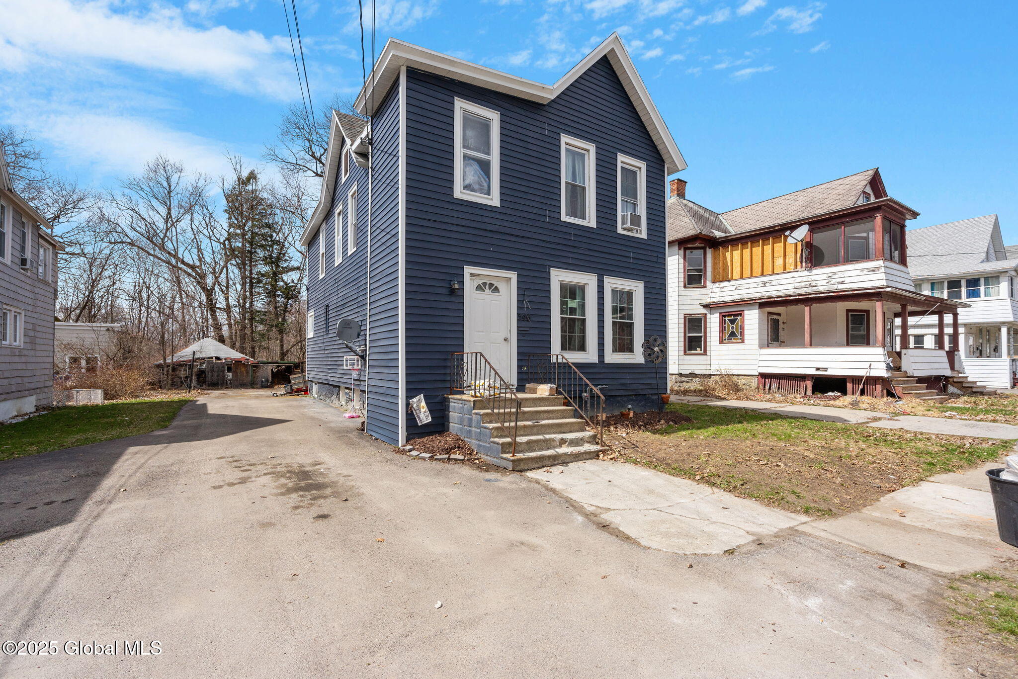 346 Locust Avenue Amsterdam NY 12010