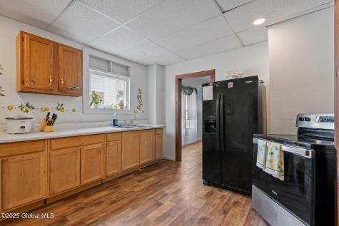 346 Locust Avenue Amsterdam NY 12010