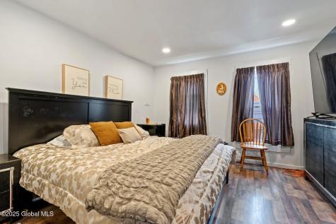 346 Locust Avenue Amsterdam NY 12010