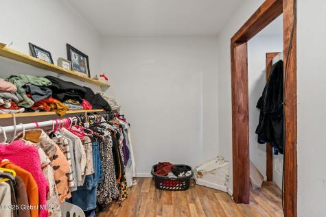 346 Locust Avenue Amsterdam NY 12010