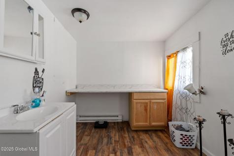 346 Locust Avenue Amsterdam NY 12010