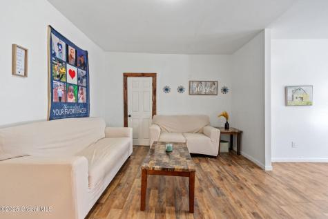 346 Locust Avenue Amsterdam NY 12010