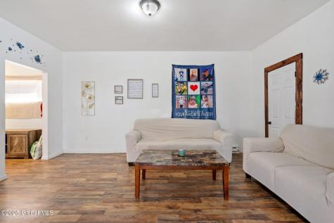 346 Locust Avenue Amsterdam NY 12010