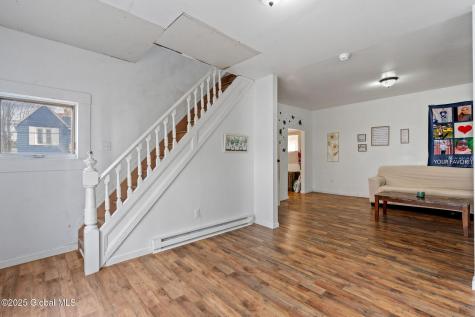 346 Locust Avenue Amsterdam NY 12010