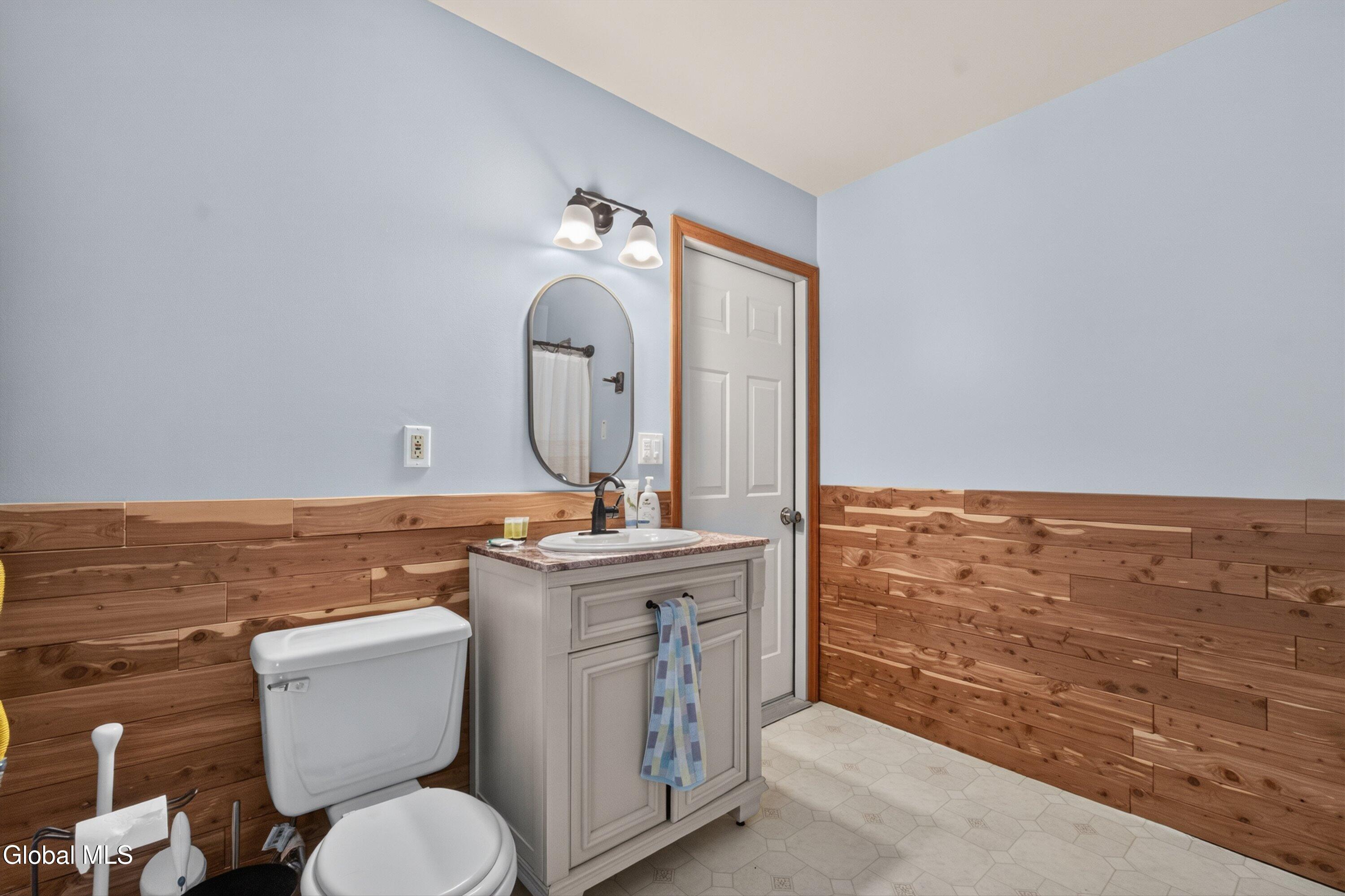 99 Kings Road Corinth NY 12822