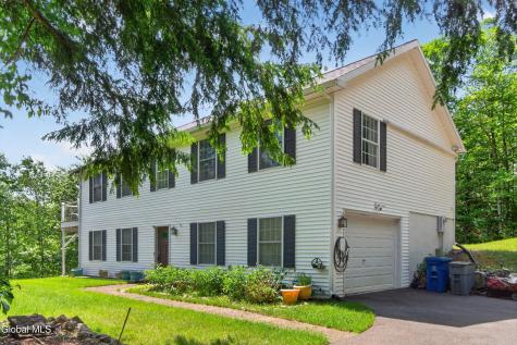 99 Kings Road Corinth NY 12822
