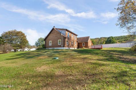 113 Diane Lane Troy NY 12182