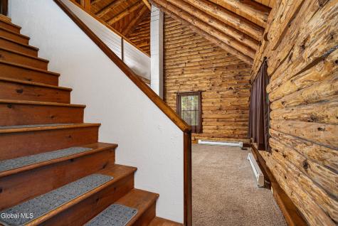 113 Diane Lane Troy NY 12182