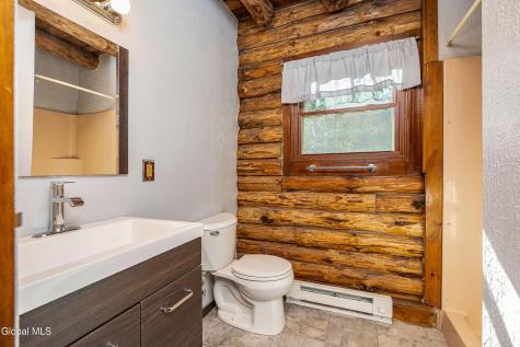 113 Diane Lane Troy NY 12182