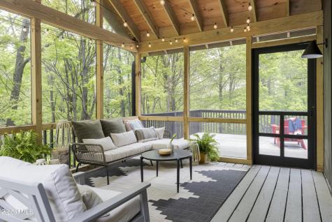 1 Van Bueran Drive Hillsdale NY 12529