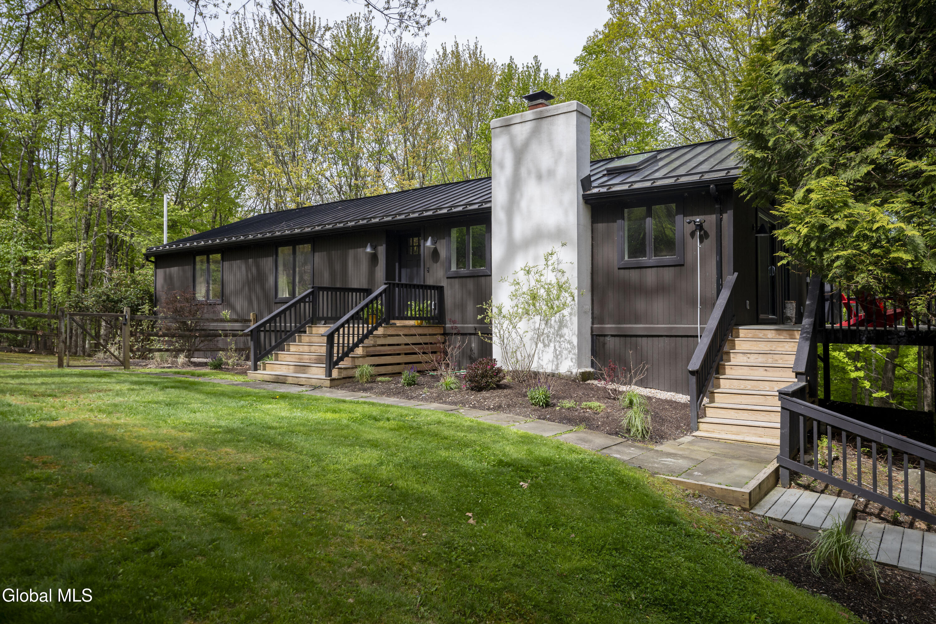 1 Van Bueran Drive Hillsdale NY 12529