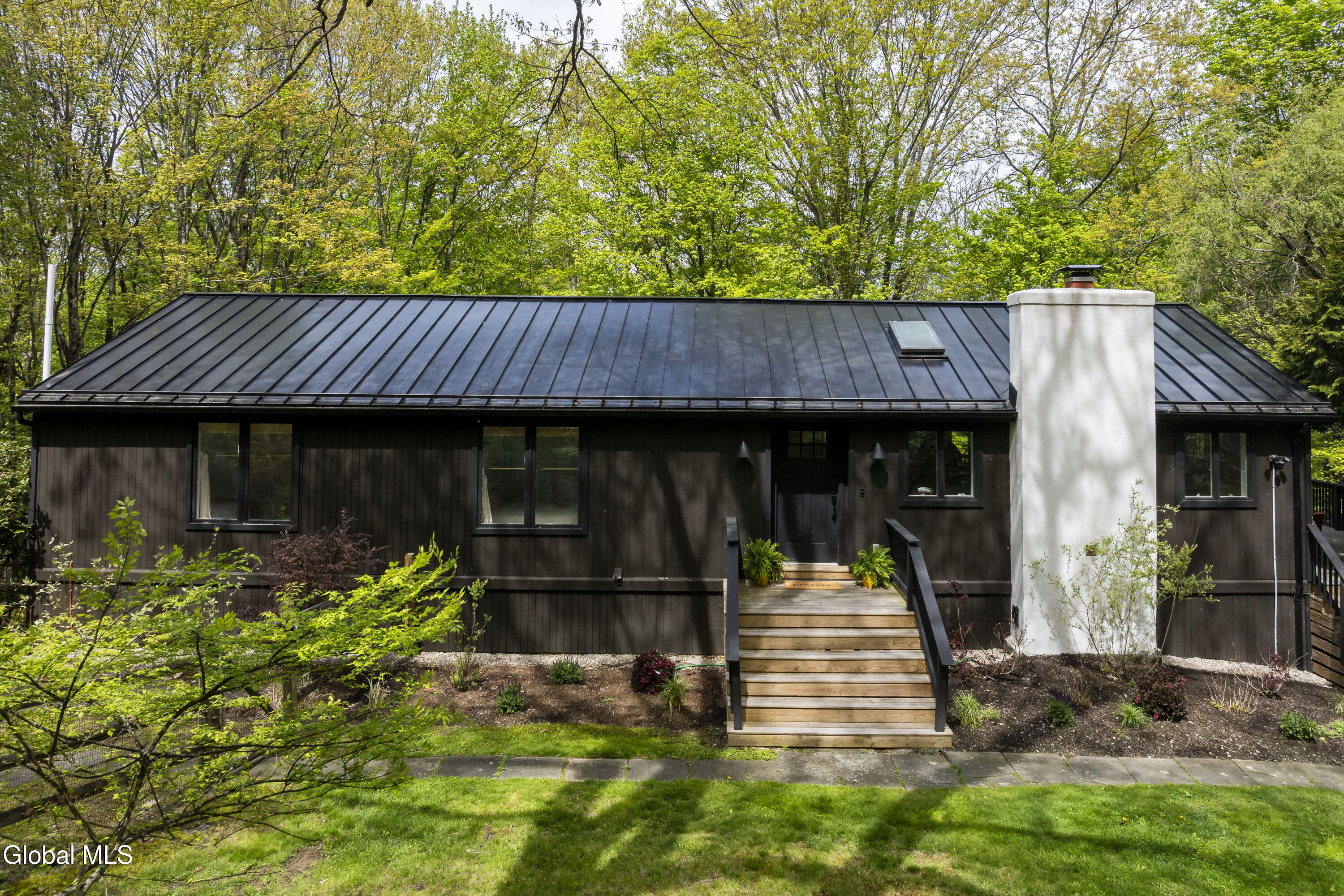 1 Van Bueran Drive Hillsdale NY 12529