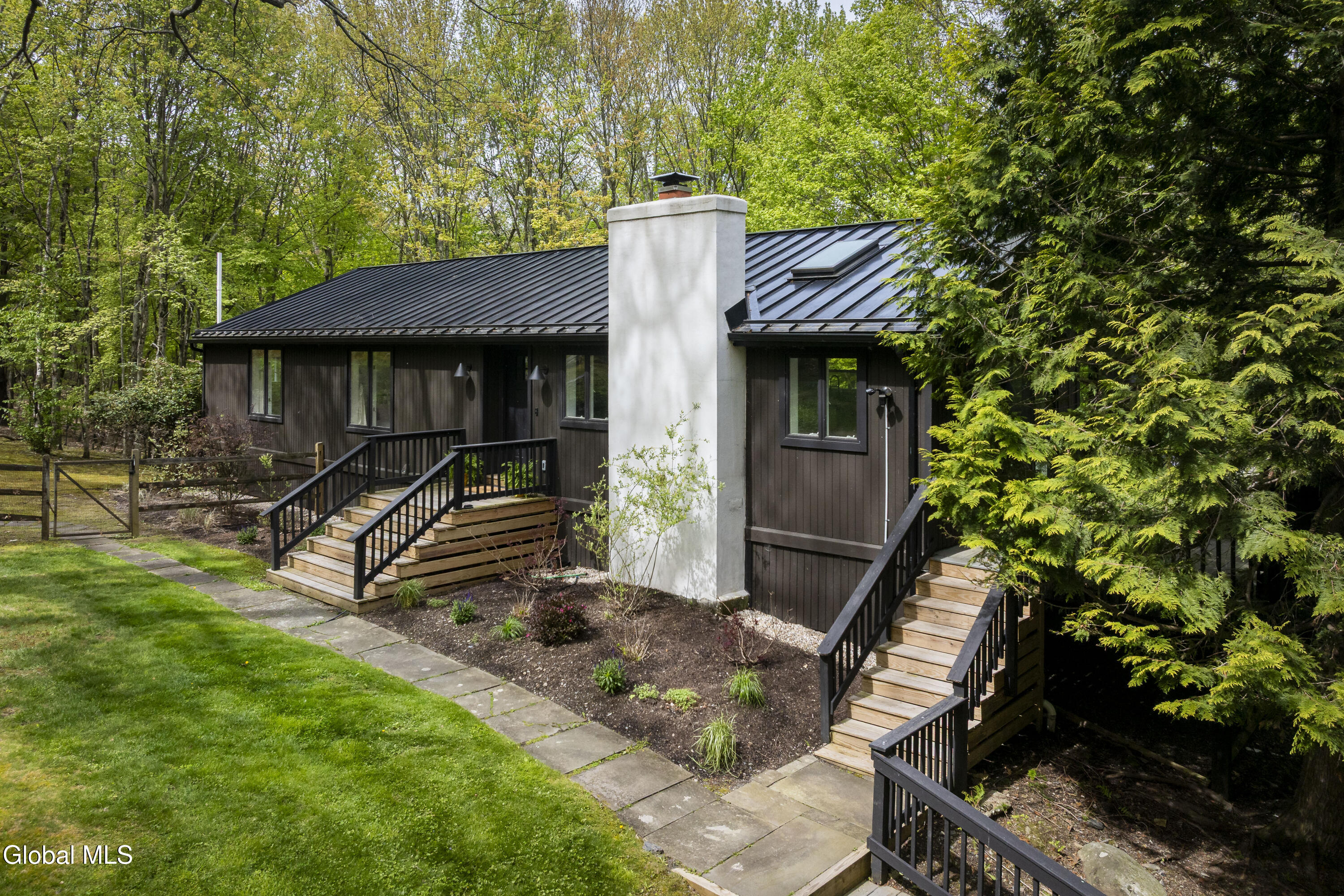 1 Van Bueran Drive Hillsdale NY 12529