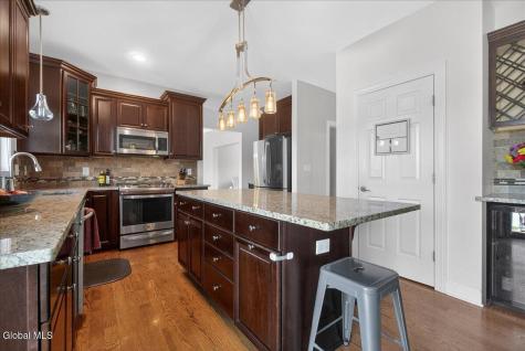 7 Rolling Hills Drive Mechanicville NY 12118