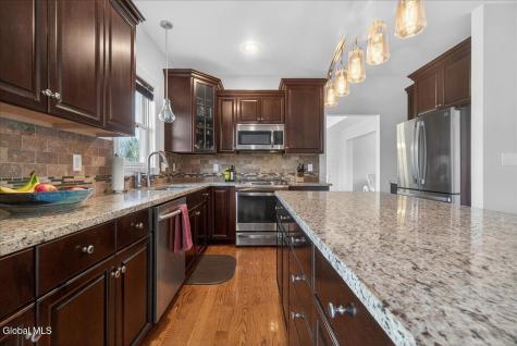 7 Rolling Hills Drive Mechanicville NY 12118
