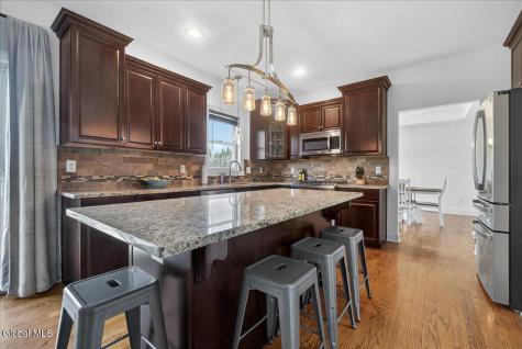 7 Rolling Hills Drive Mechanicville NY 12118