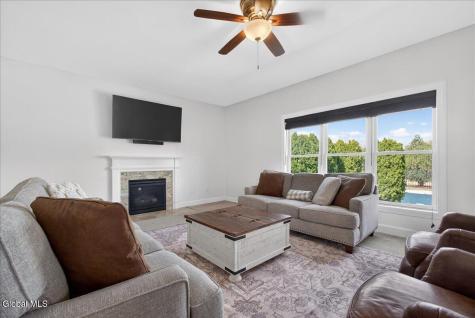 7 Rolling Hills Drive Mechanicville NY 12118